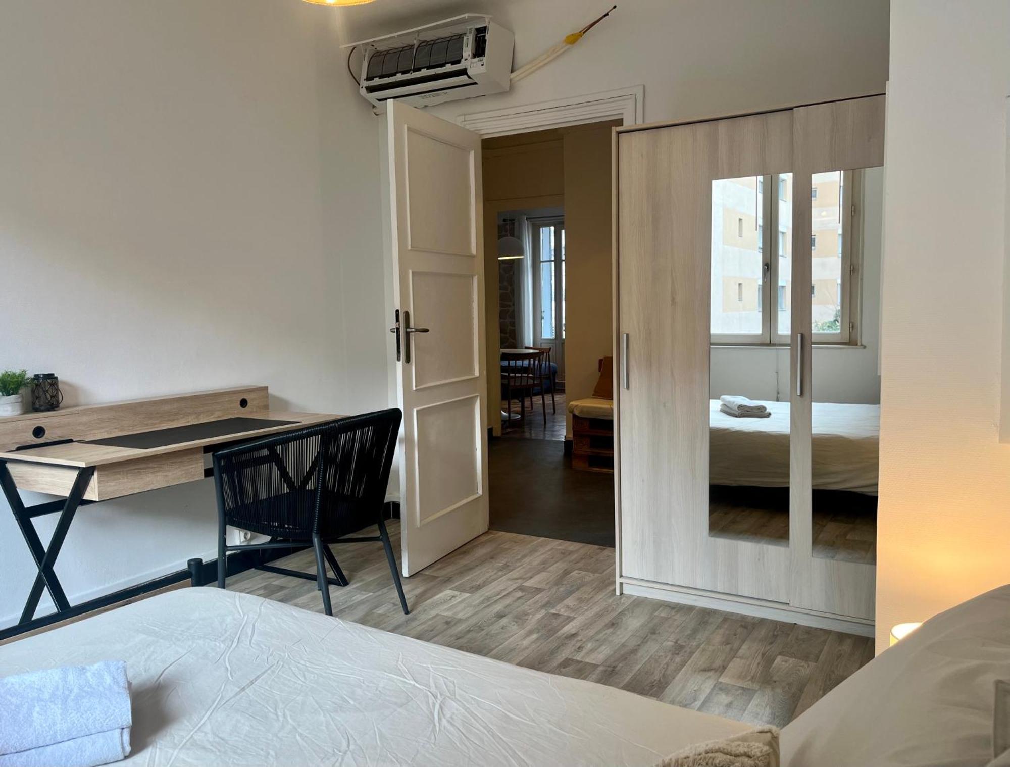 Suite Corneille ลียง ภายนอก รูปภาพ